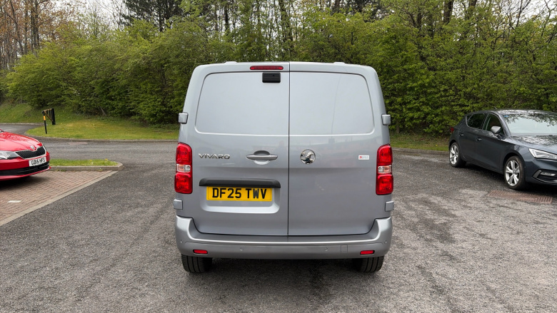 Vauxhall Vivaro L1 Diesel 1.5 Turbo D 120 Pro H1 Van
